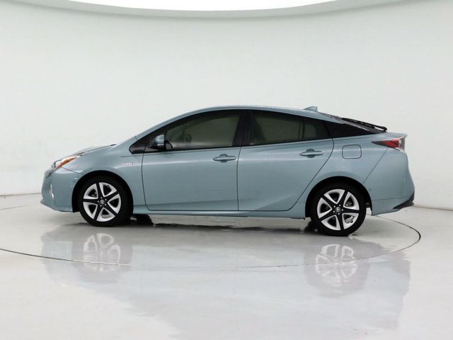  2018 Toyota Prius Three Touring For Sale Specifications, Price and Images