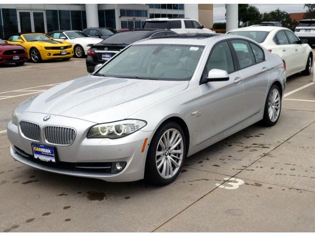  2011 BMW 550 i xDrive For Sale Specifications, Price and Images