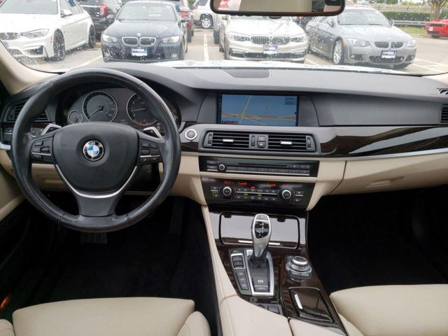  2011 BMW 550 i xDrive For Sale Specifications, Price and Images
