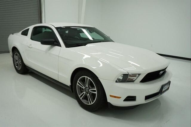  2012 Ford Mustang V6 Premium For Sale Specifications, Price and Images
