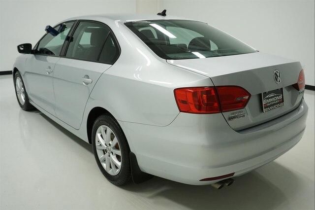  2011 Volkswagen Jetta SE For Sale Specifications, Price and Images