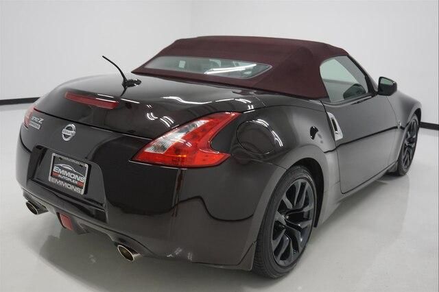  2015 Nissan 370Z Touring For Sale Specifications, Price and Images