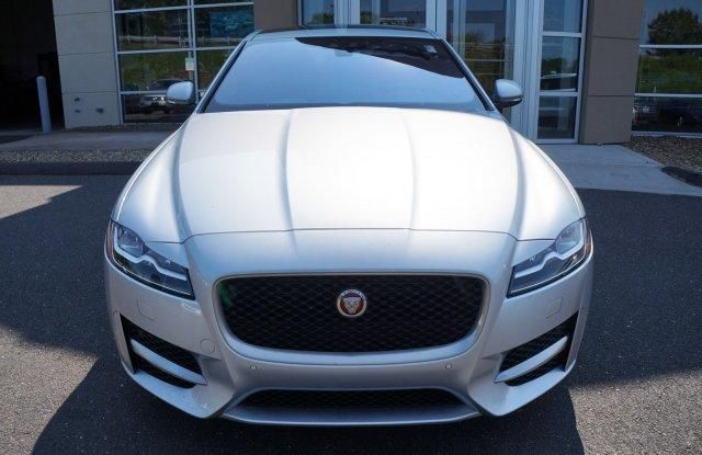  2018 Jaguar XF 25t R-Sport For Sale Specifications, Price and Images
