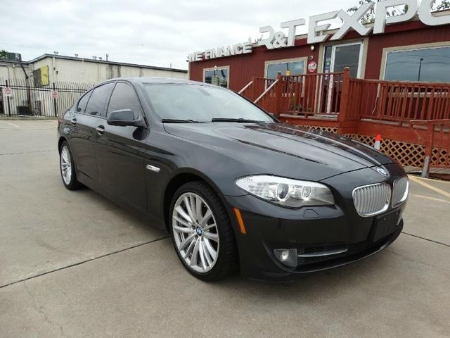  2011 BMW 550 i For Sale Specifications, Price and Images