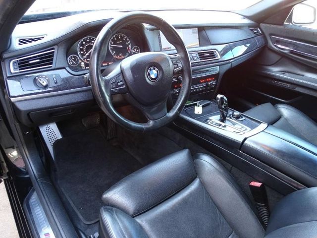  2010 BMW 750 i For Sale Specifications, Price and Images