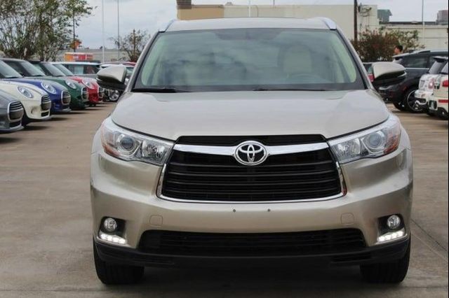  2014 Toyota Highlander Limited Platinum For Sale Specifications, Price and Images
