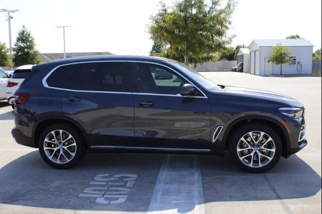  2019 BMW X5 xDrive40i For Sale Specifications, Price and Images