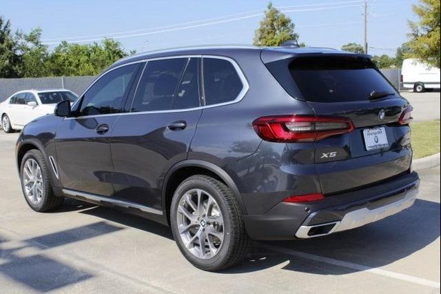  2019 BMW X5 xDrive40i For Sale Specifications, Price and Images