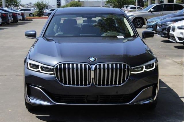  2020 BMW 750 i xDrive For Sale Specifications, Price and Images