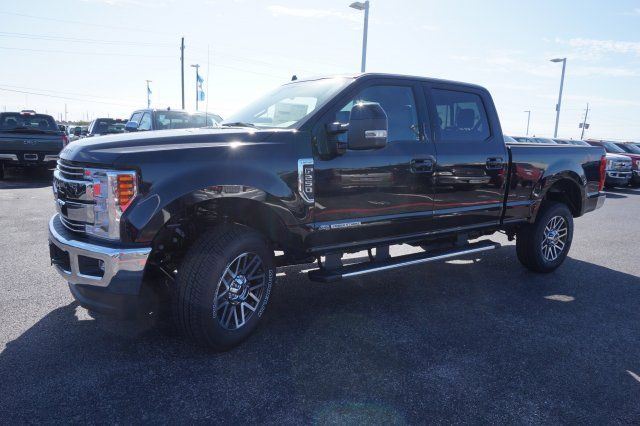  2019 Ford F-250 F-250 Lariat For Sale Specifications, Price and Images