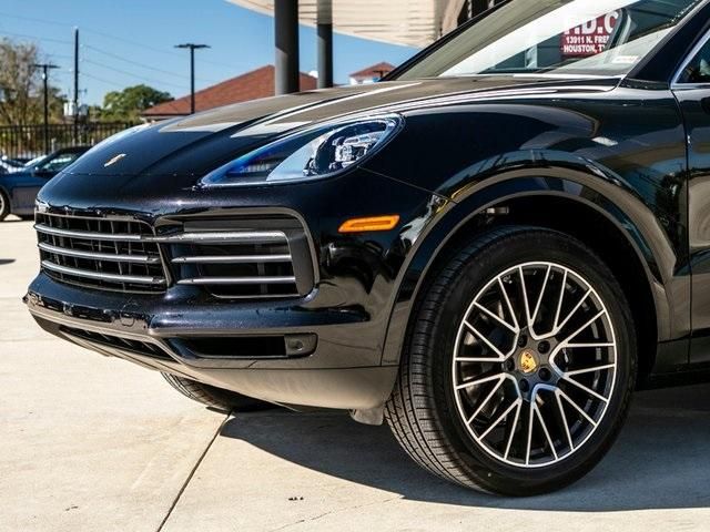  2019 Porsche Cayenne Base For Sale Specifications, Price and Images