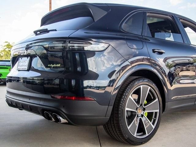 Certified 2019 Porsche Cayenne E-Hybrid Base For Sale Specifications, Price and Images