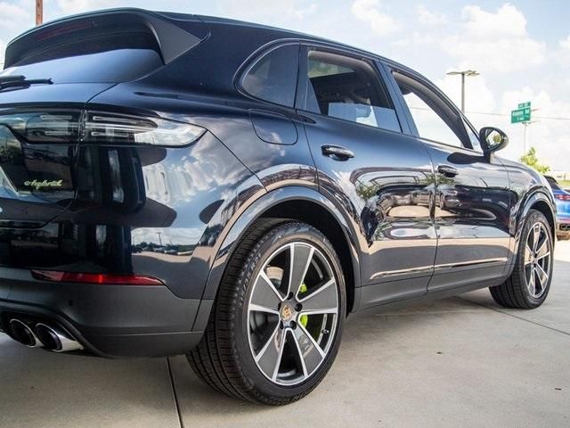 Certified 2019 Porsche Cayenne E-Hybrid Base For Sale Specifications, Price and Images