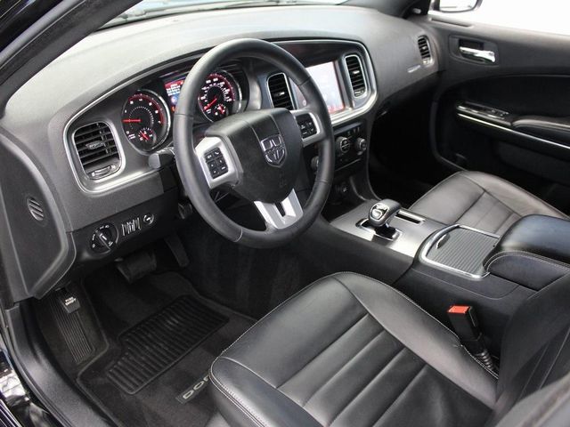 2013 Dodge Charger SXT For Sale Specifications, Price and Images