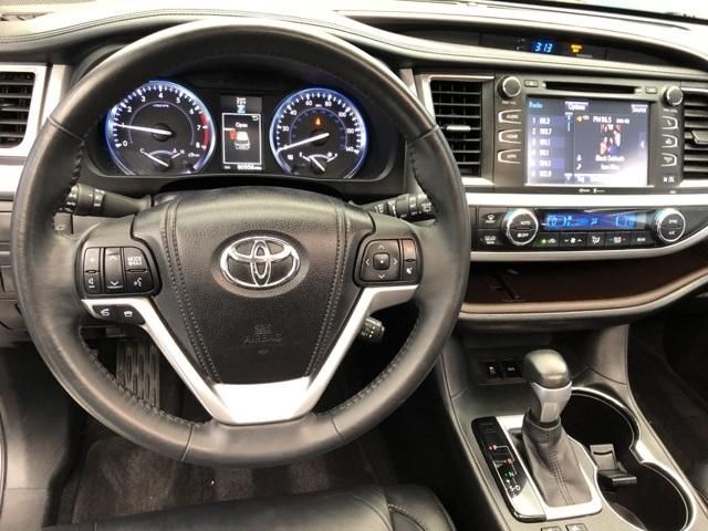  2014 Toyota Highlander XLE For Sale Specifications, Price and Images
