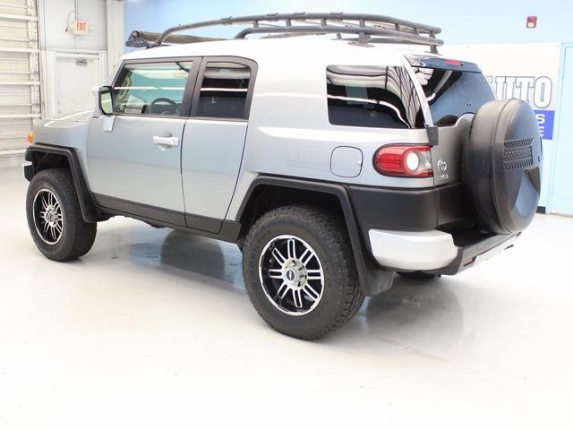  2012 Toyota FJ Cruiser Base For Sale Specifications, Price and Images
