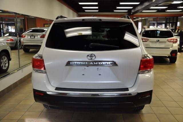  2011 Toyota Highlander SE For Sale Specifications, Price and Images