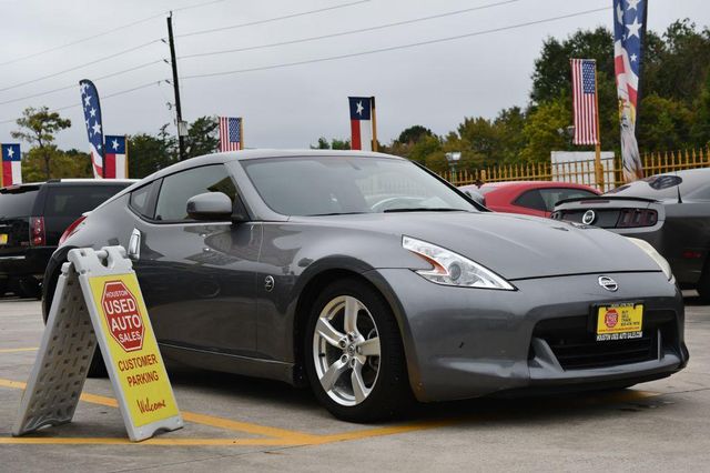  2011 Nissan 370Z Base For Sale Specifications, Price and Images