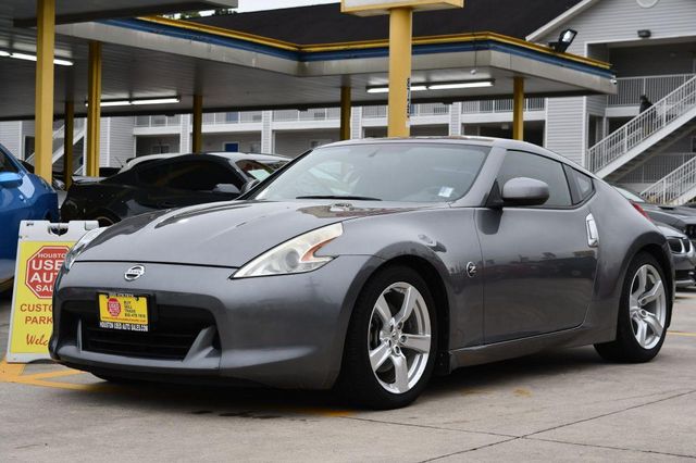  2011 Nissan 370Z Base For Sale Specifications, Price and Images