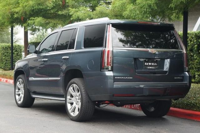  2019 Cadillac Escalade Luxury For Sale Specifications, Price and Images