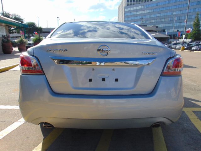  2015 Nissan Altima 2.5 For Sale Specifications, Price and Images
