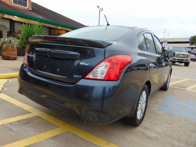  2015 Nissan Versa 1.6 SV For Sale Specifications, Price and Images