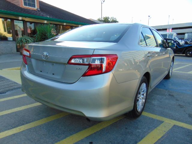  2013 Toyota Camry SE For Sale Specifications, Price and Images