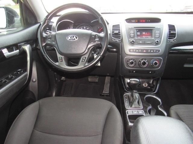  2015 Kia Sorento LX For Sale Specifications, Price and Images