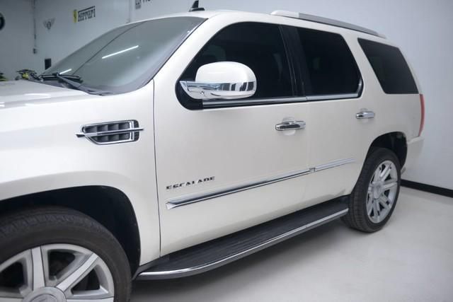  2012 Cadillac Escalade Base For Sale Specifications, Price and Images