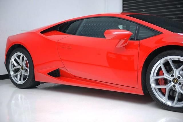  2017 Lamborghini Huracan LP580-2 For Sale Specifications, Price and Images