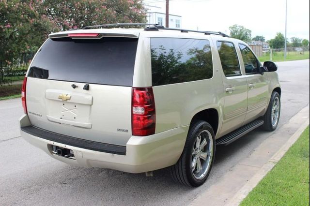  2007 Chevrolet Suburban 1500 LTZ For Sale Specifications, Price and Images