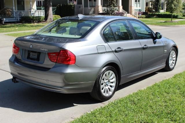  2009 BMW 328 i xDrive For Sale Specifications, Price and Images