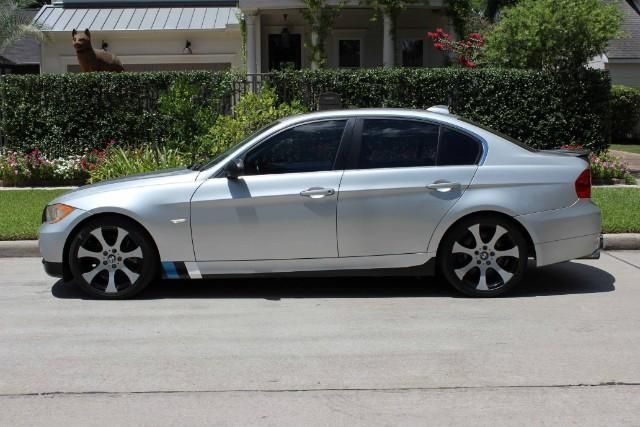  2006 BMW 330 i For Sale Specifications, Price and Images