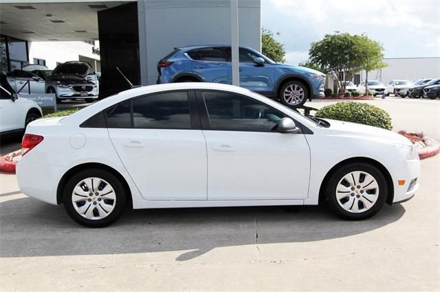  2013 Chevrolet Cruze LS For Sale Specifications, Price and Images