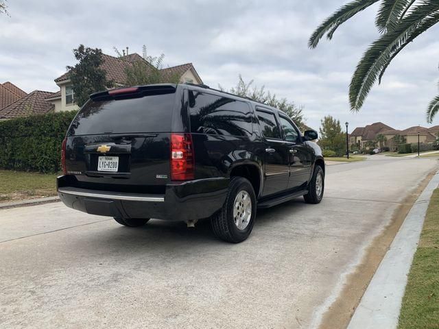  2012 Chevrolet Suburban 1500 LTZ For Sale Specifications, Price and Images