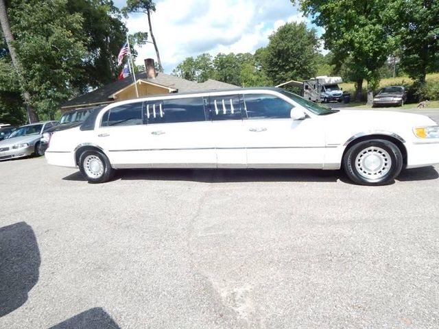  2000 Lincoln Town Car Executive For Sale Specifications, Price and Images