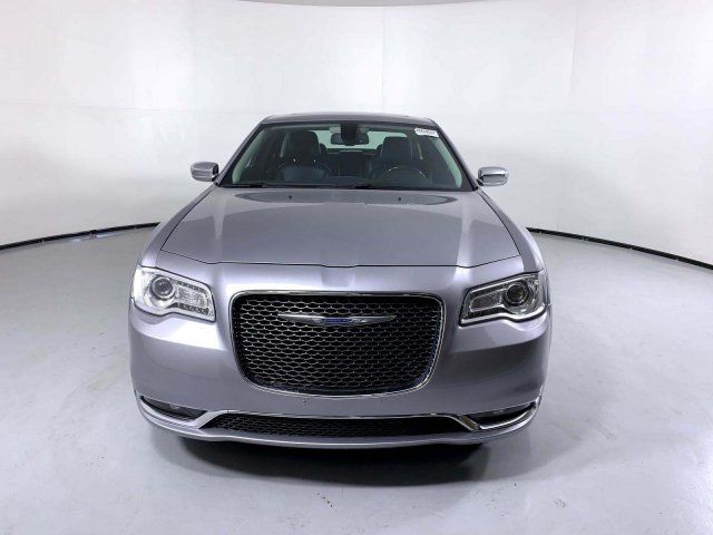  2018 Chrysler 300 Limited For Sale Specifications, Price and Images