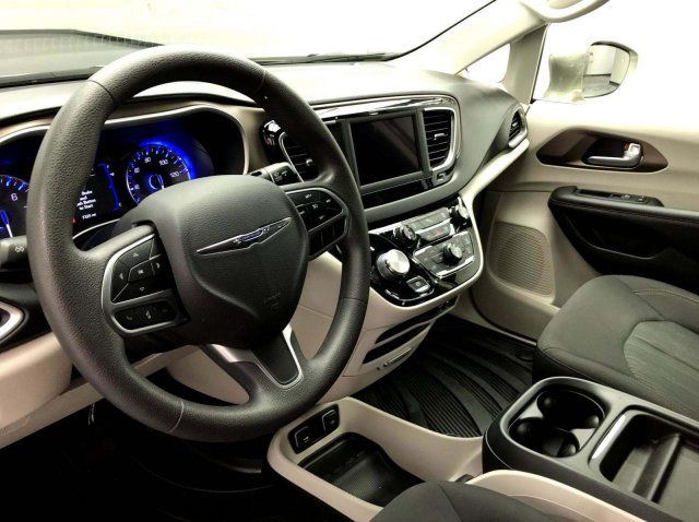  2018 Chrysler Pacifica Touring Plus For Sale Specifications, Price and Images