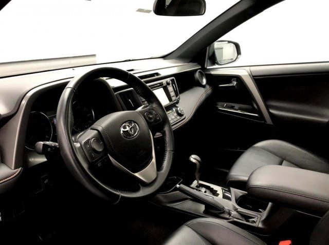  2016 Toyota RAV4 SE For Sale Specifications, Price and Images