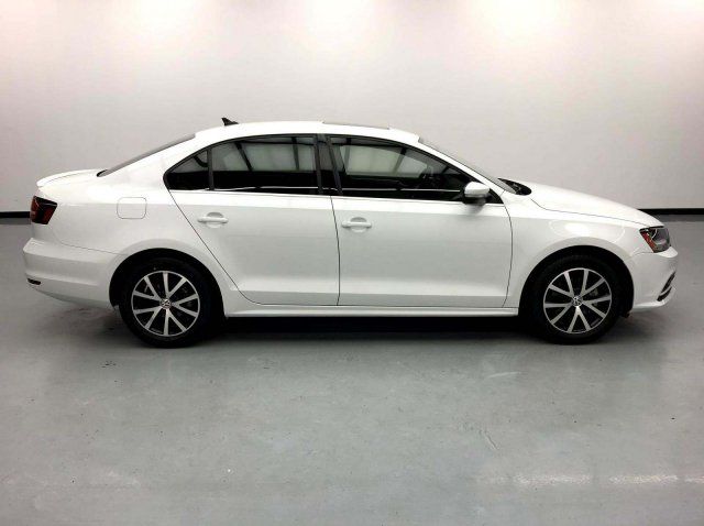  2017 Volkswagen Jetta 1.4T SE For Sale Specifications, Price and Images