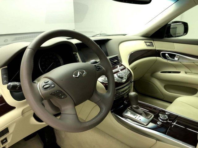  2016 INFINITI Q70 3.7 For Sale Specifications, Price and Images
