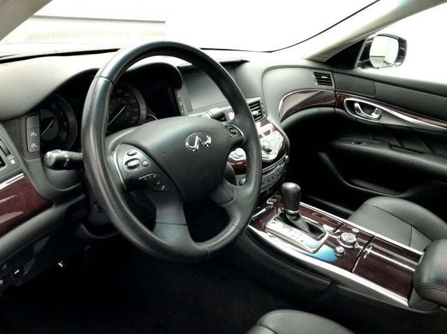  2019 INFINITI Q70 3.7X LUXE For Sale Specifications, Price and Images