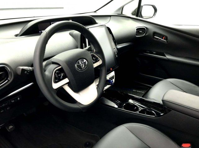  2018 Toyota Prius Prime Advanced 4dr Hatchback