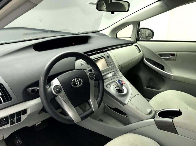  2015 Toyota Prius Two 4dr Hatchback For Sale Specifications, Price and Images