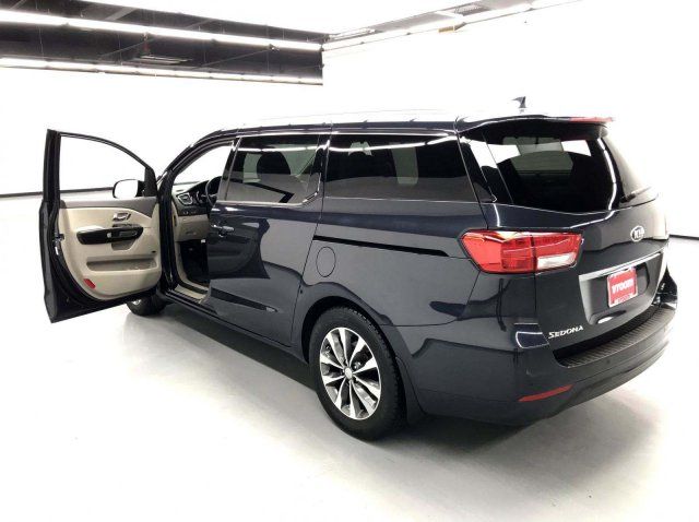  2016 Kia Sedona SX For Sale Specifications, Price and Images
