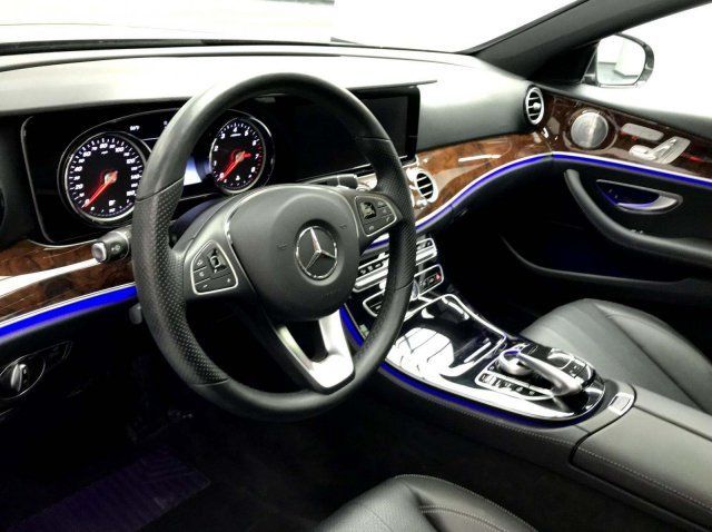  2017 Mercedes-Benz E 300 4MATIC