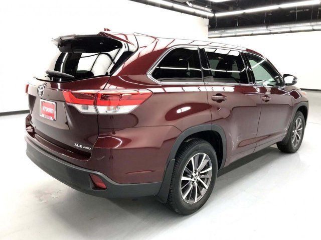 2017 Toyota Highlander AWD XLE 4dr SUV For Sale Specifications, Price and Images