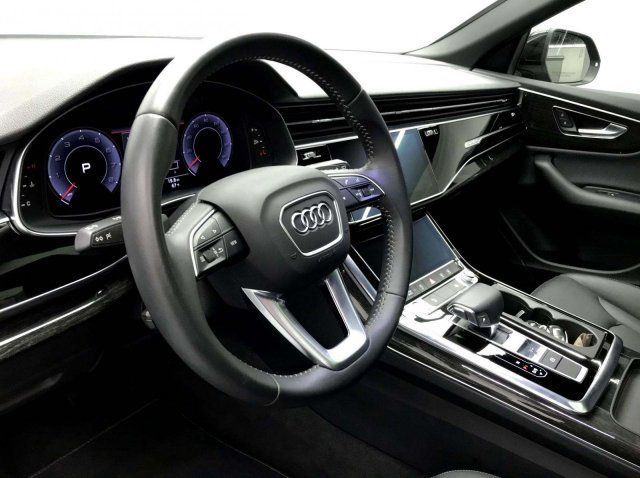  2019 Audi Q8 Premium