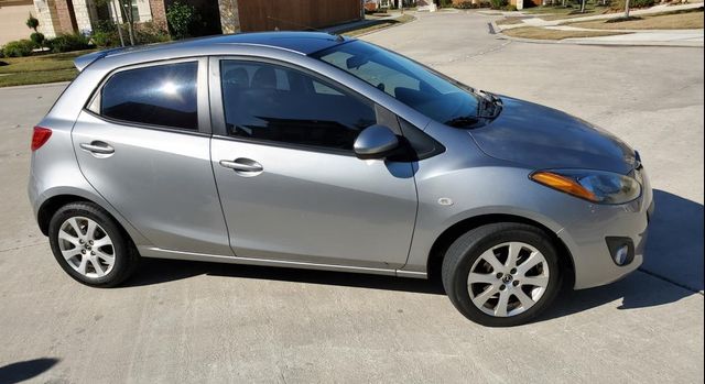  2013 Mazda Mazda2 Touring For Sale Specifications, Price and Images