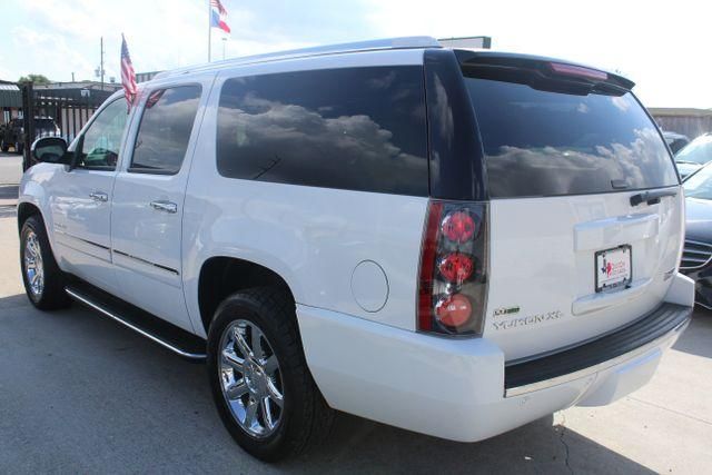  2009 GMC Yukon XL 1500 Denali For Sale Specifications, Price and Images